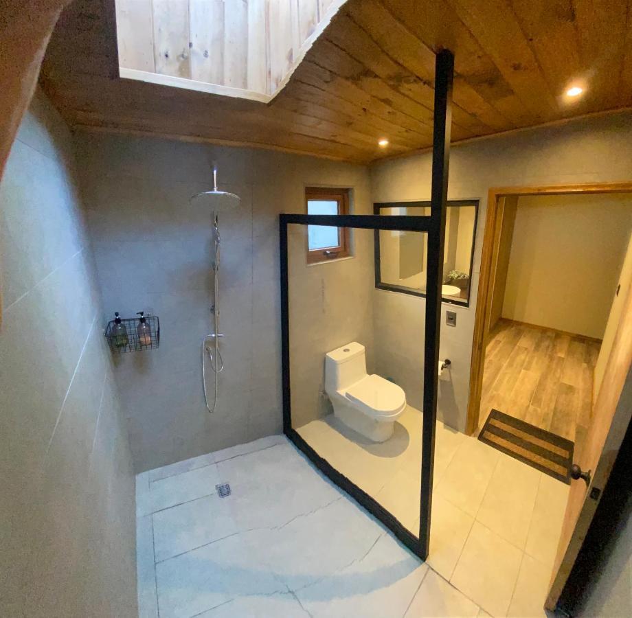 Motel Los Robles เตมูโก ภายนอก รูปภาพ